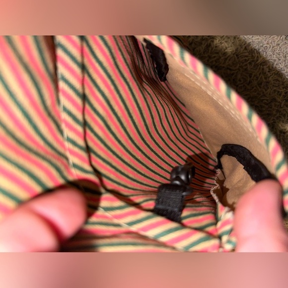 Kavu Striped Crossbody Bag - Red and Green - Picture 7 of 7